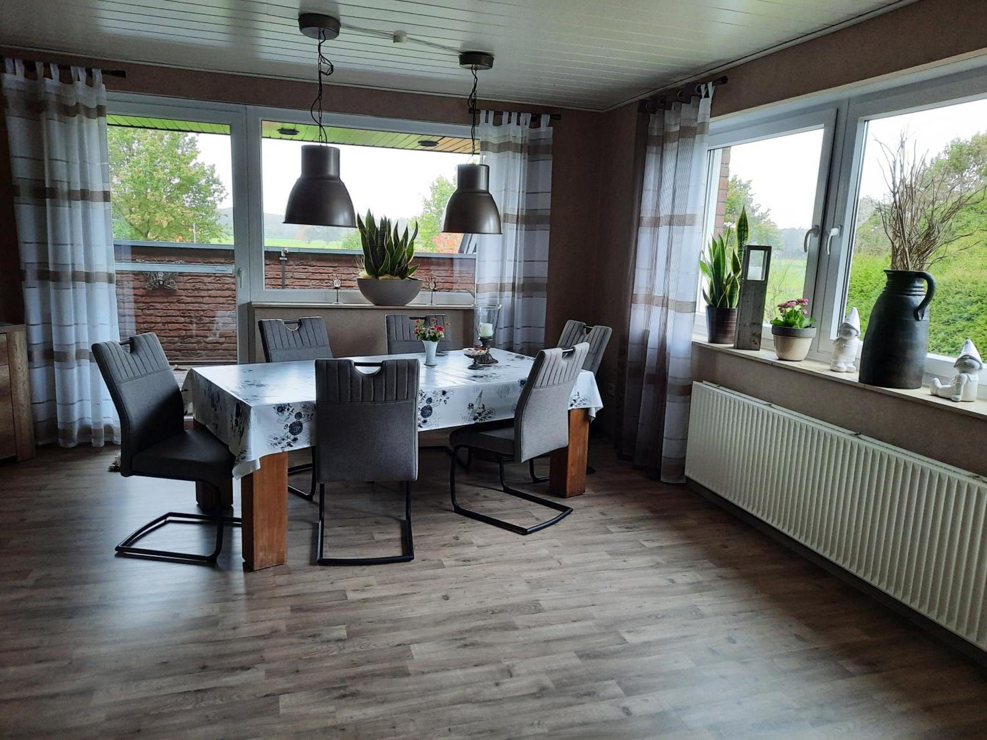 Ferienwohnung Van Den Berg レース エクステリア 写真